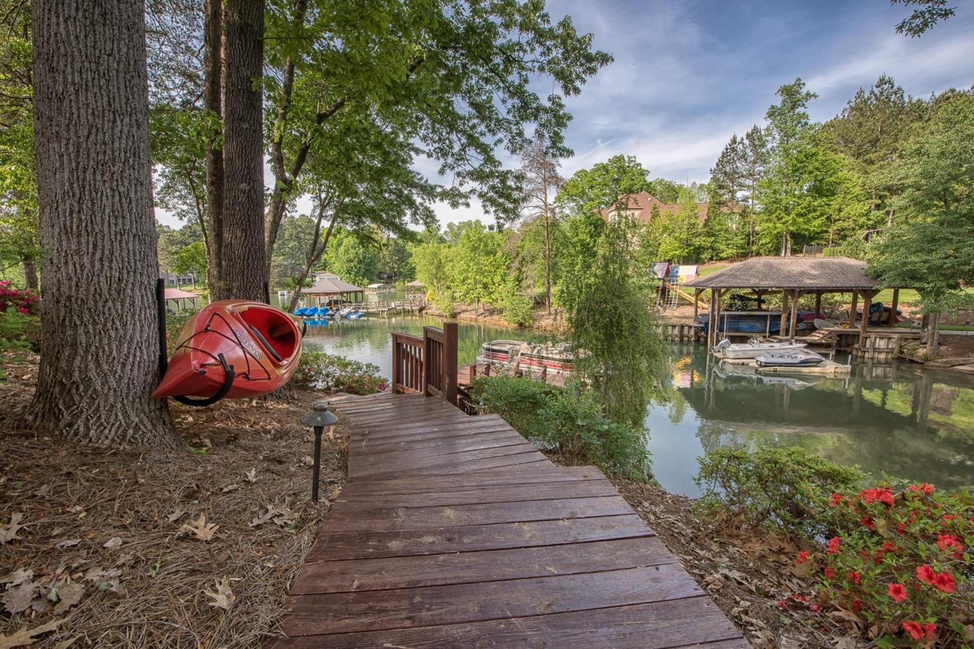 Lakeside Landing By Avantstay Private Dock Мурсвілл Екстер'єр фото